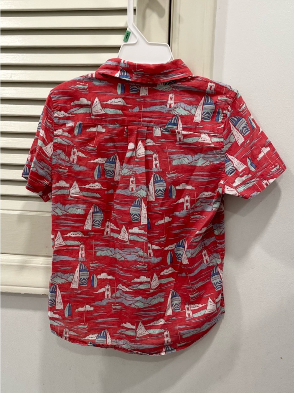 Vineyard Vines Sailboat Print Short-Sleeve Button-Down - Picture 2 of 5
